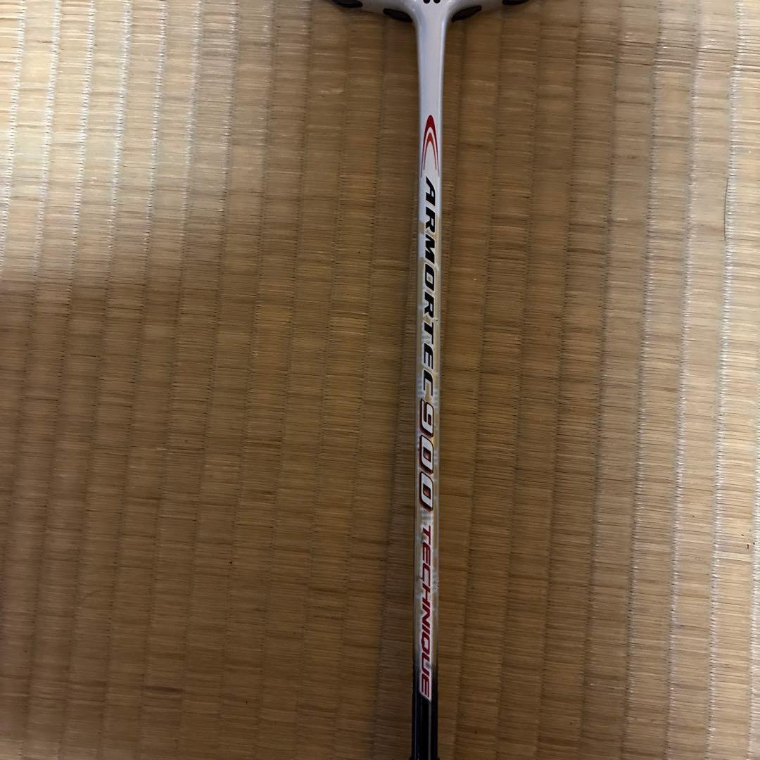 ギャンさん専用ヨネックス　バトミントンラケット　2本セット