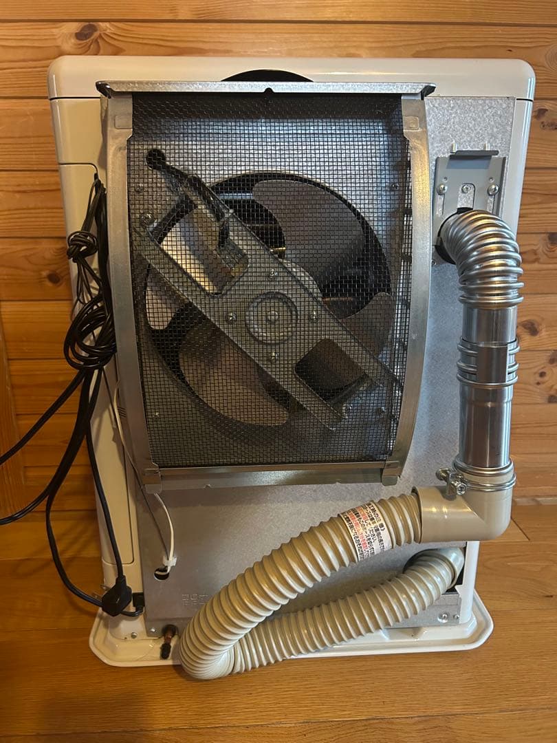 コロナ　2020年FFストーブ（排気筒新品付、及び訳あり品）