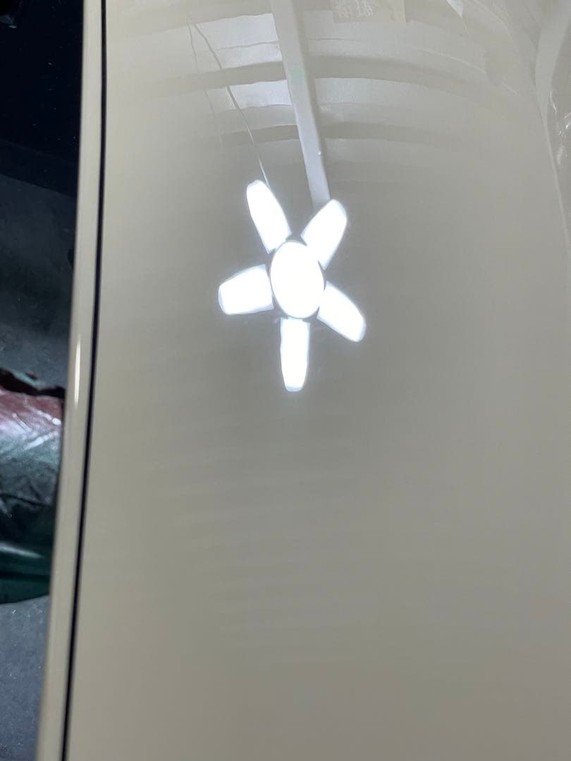 TOYOTA ハイエース　200系　純正ボンネット　ベージュ　純正色　ピンスト風