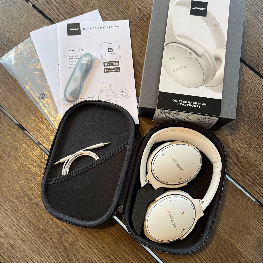 T*様 美品 Bose QuietComfort 45 ワイヤレスヘッドホン ホ