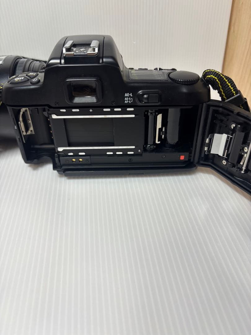 【動作未確認】 Nikon F-601 QUARTZ DATE 一眼レフカメラ