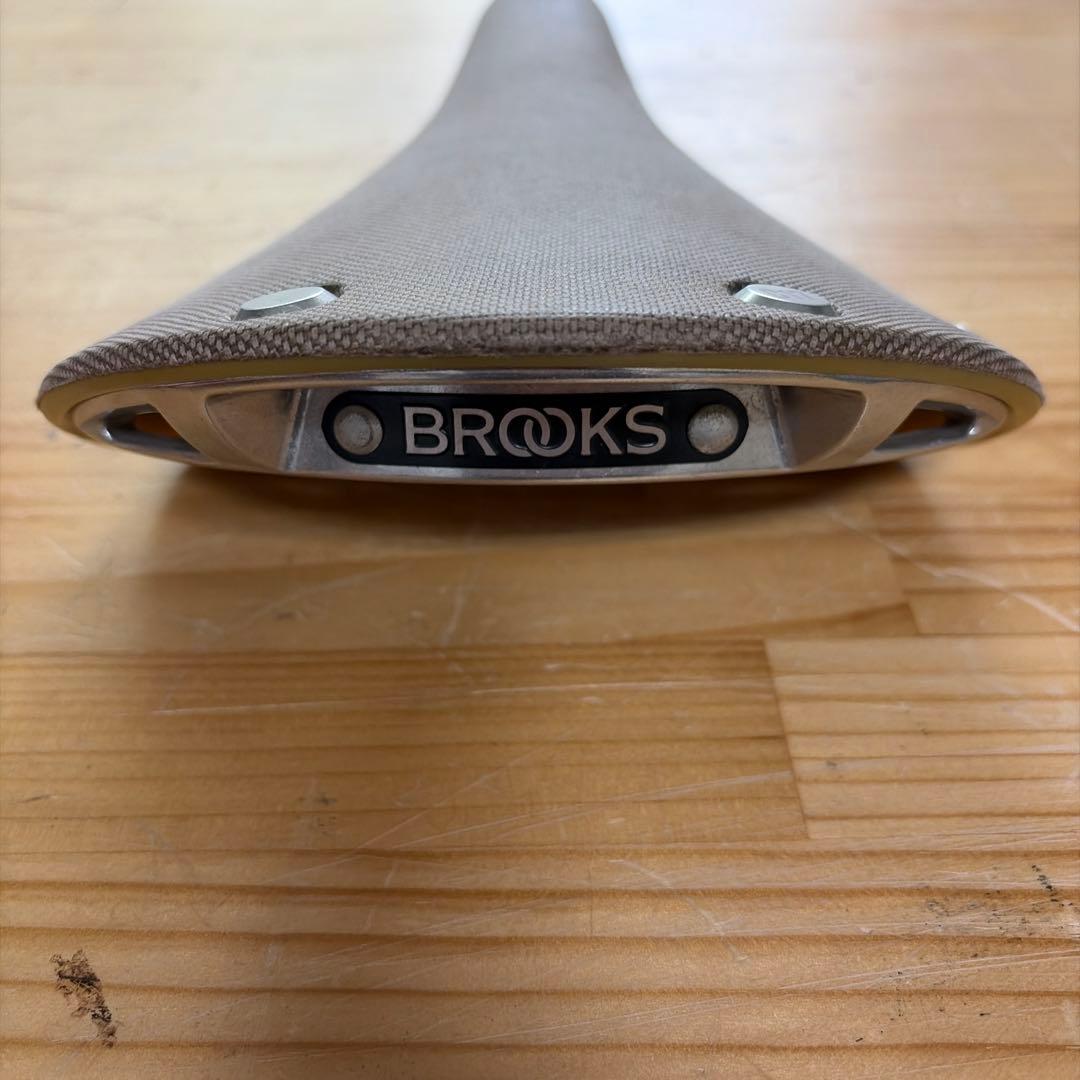 BROOKS カンビウム C17 グレーブラウン