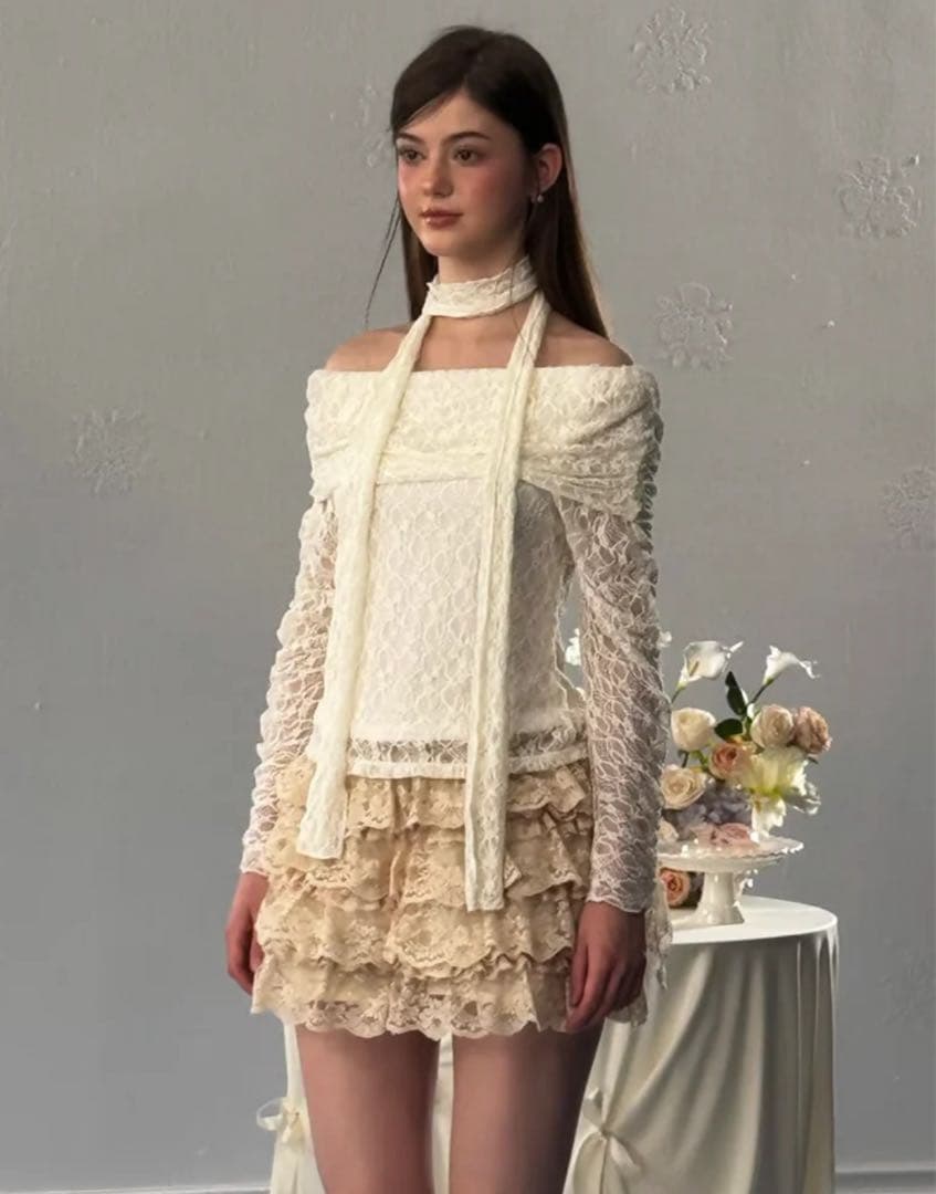 treatürself girly lace tutu (beige)