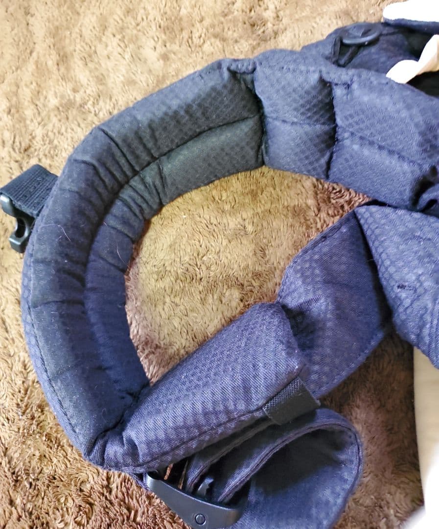 【美品・限定色】NUNA Cudl clik キャビア マグネット式 抱っこ紐