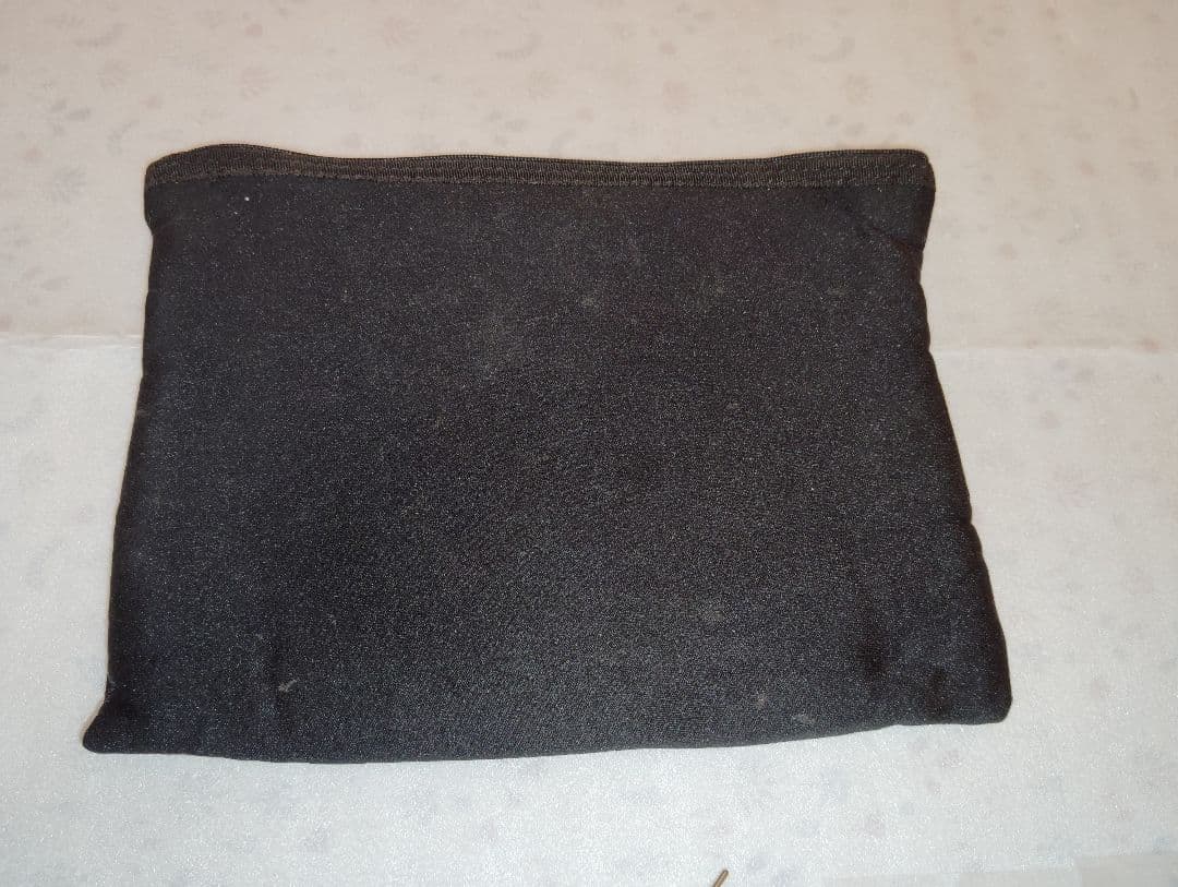 パルスクイーズプラス美顔器　EMS★ボディ＆フェイシャル★ラ・パルレ