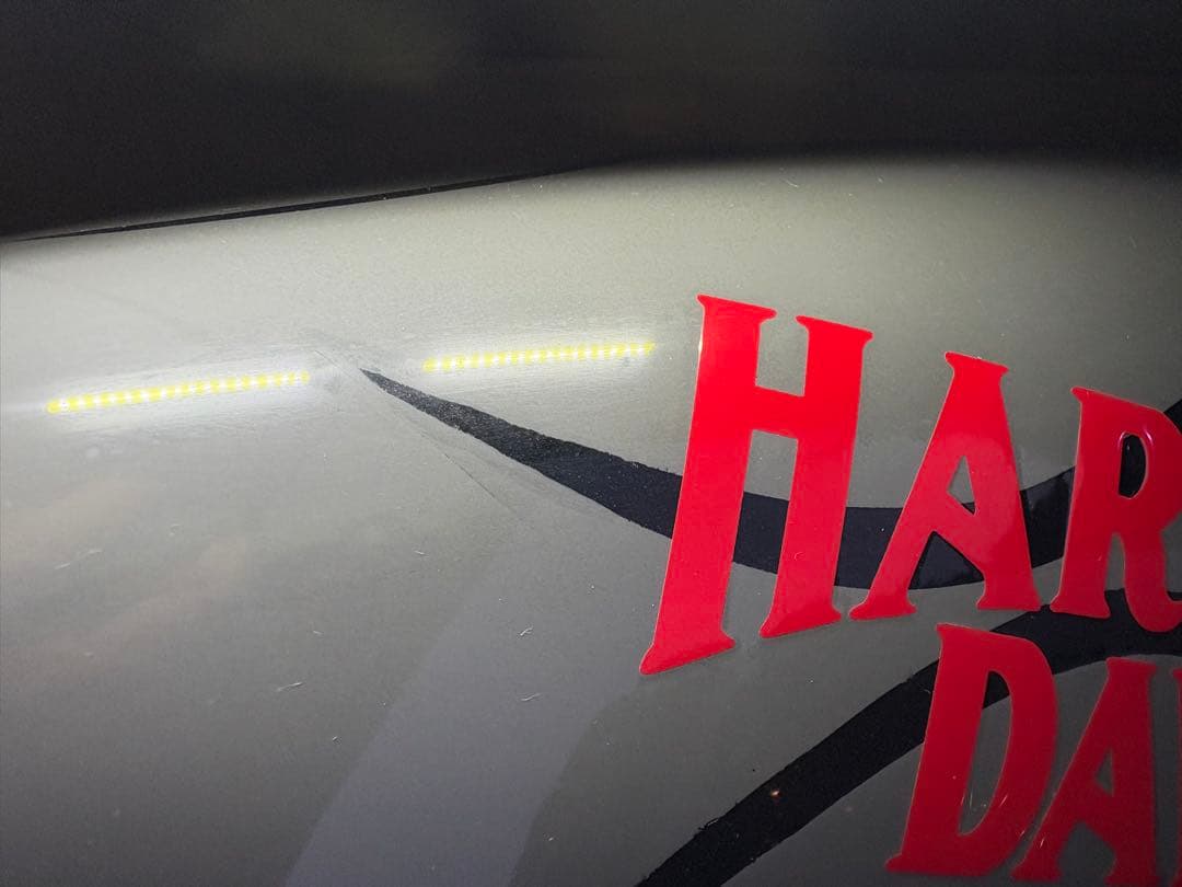 HARLEY-DAVIDSON タンク グレー フレイムデザイン　スポーツスター