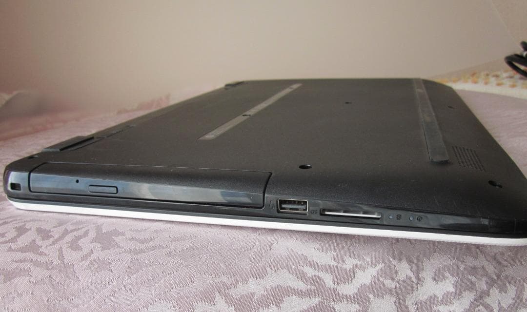 HP 17.3インチ 8GB/SSD256GB i7 Full-HD Win11