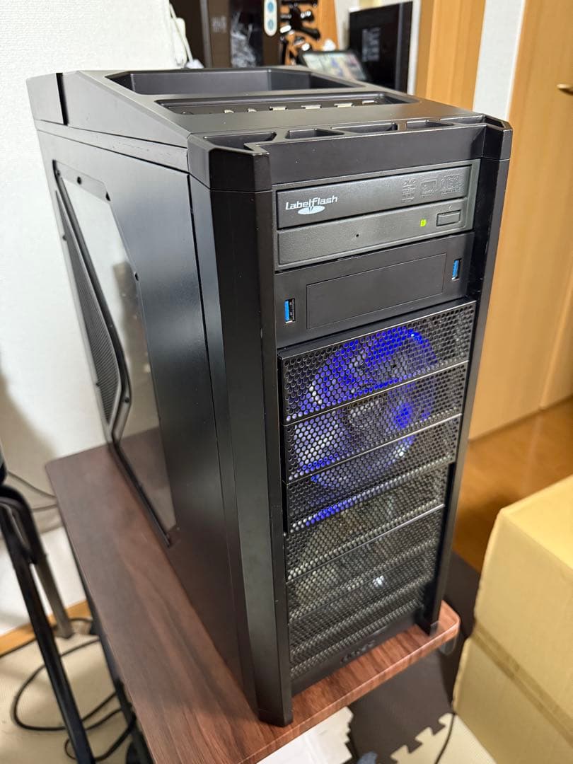 デスクトップPC i5-13600K/8GB/256GB