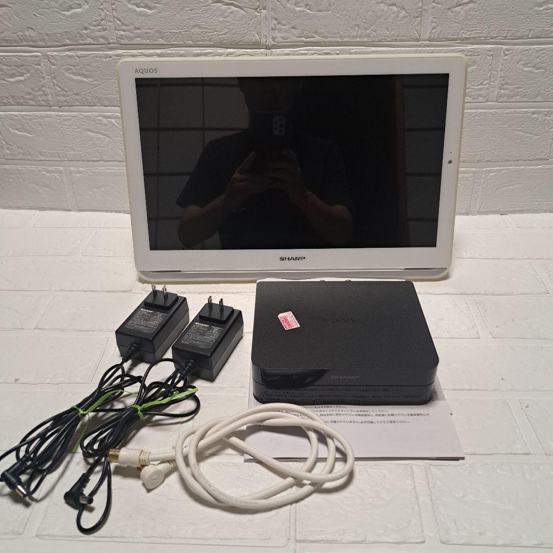 SHARP シャープ 16V型 ポータブル液晶テレビ 2T-C16AP-W