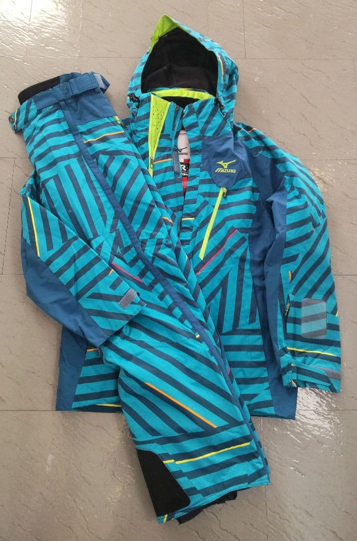ミズノレーシング デモモデル ブレスサーモ スキーウェア 上下セット