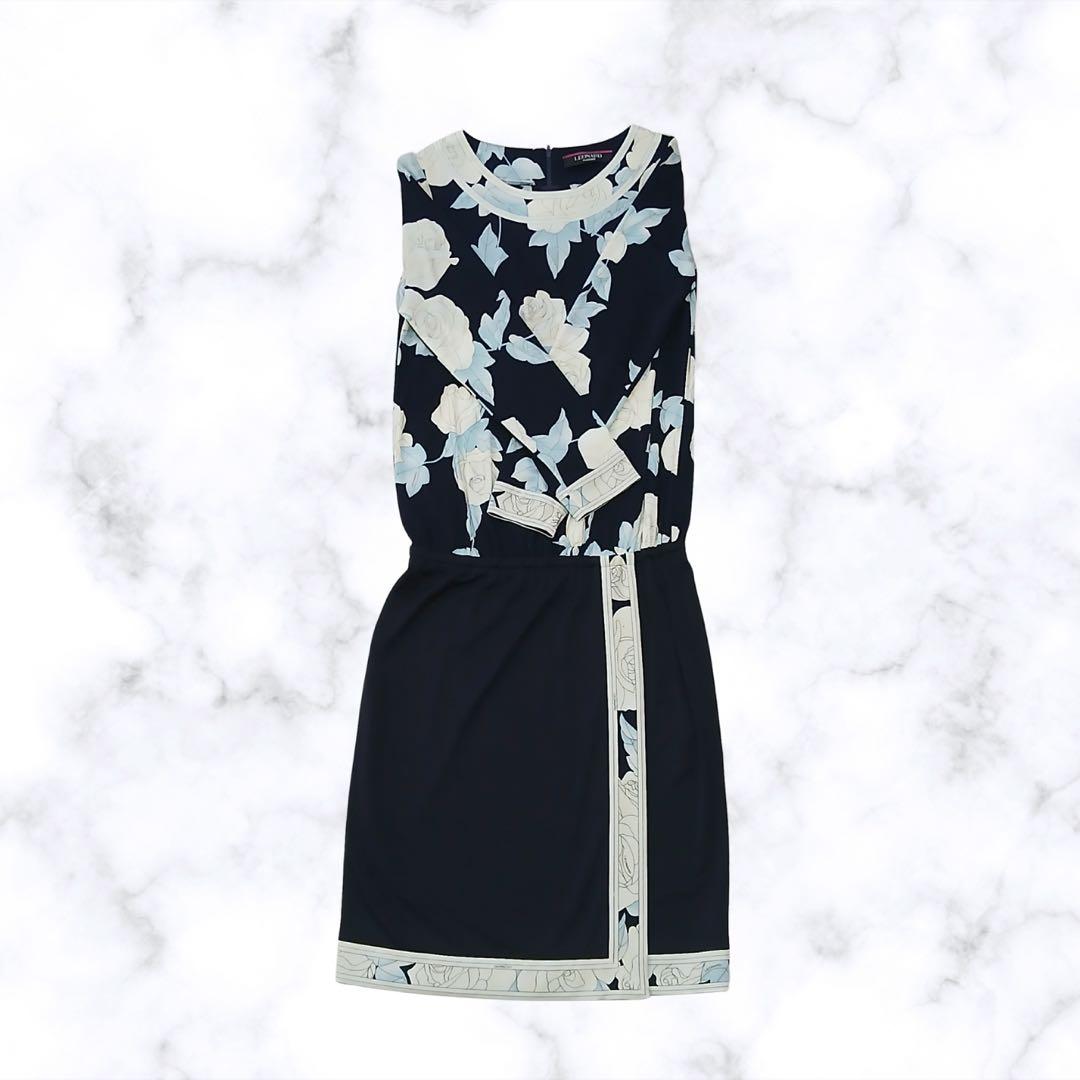 【美品】LEONARD レオナール ワンピース 38 紺 白薔薇花柄カンカン素材