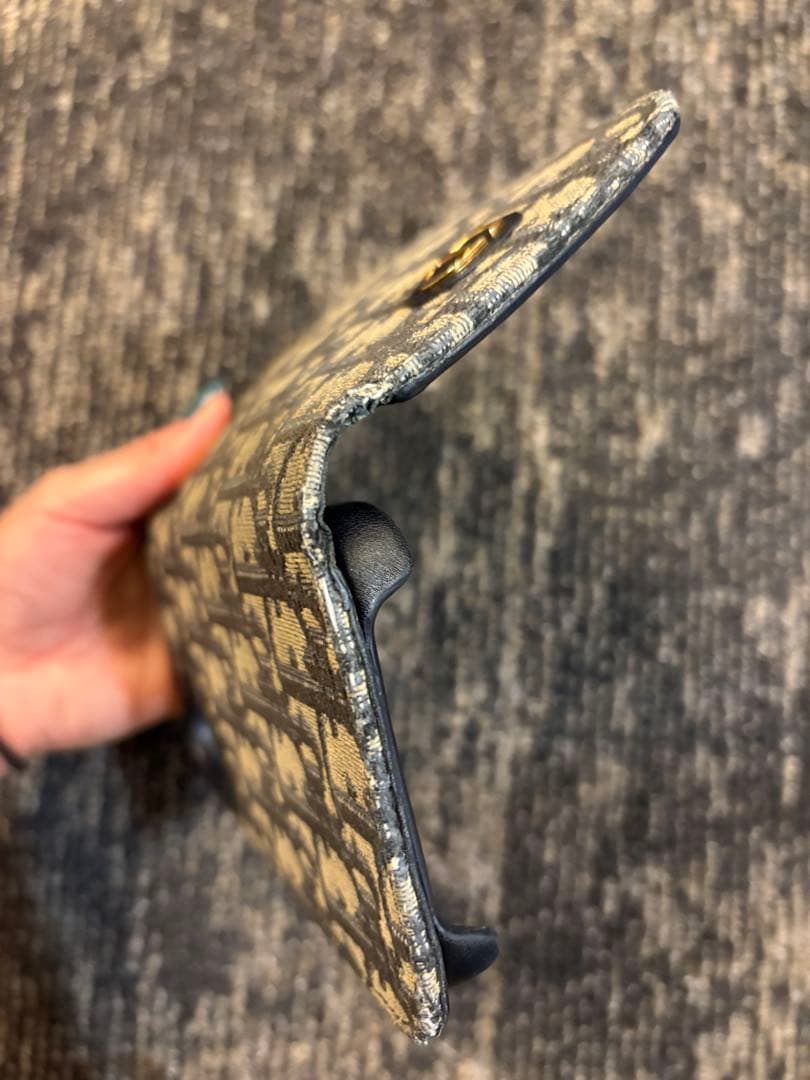 【DIOR】iPhone16ケース、手帳型、ディオール