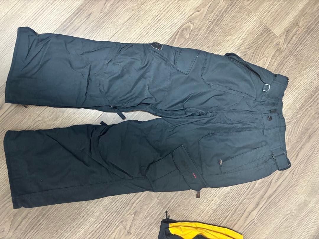 ノースフェイス　定価44000円　スノボウェア　スキーウェア　最終値下げ　激安