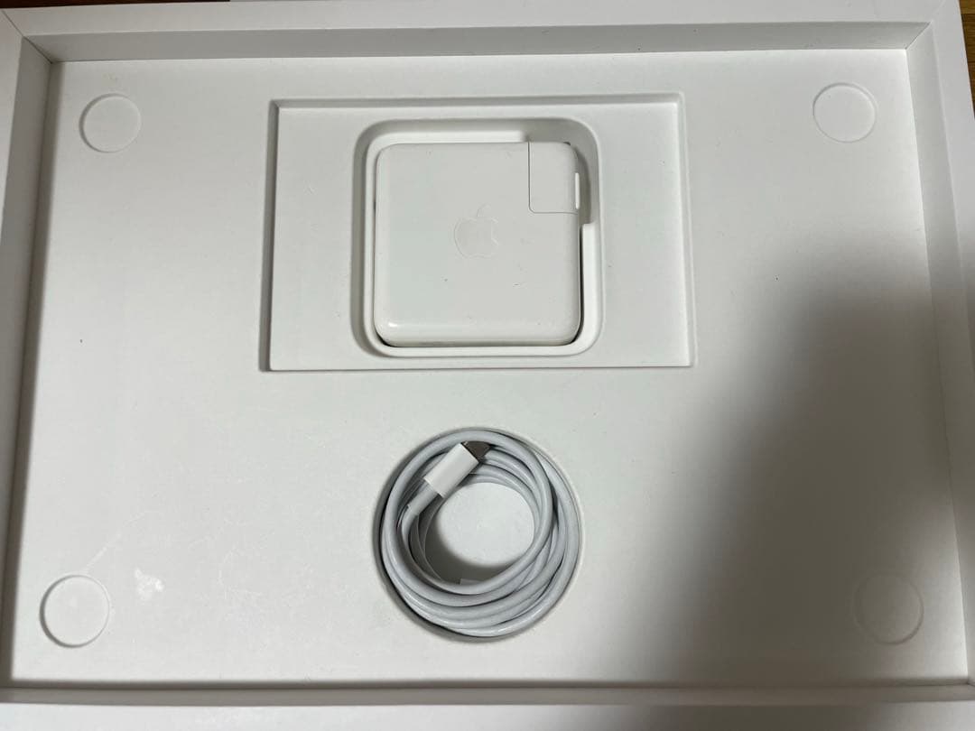 MacBook Pro 13inch 2020(モデル:A2251)