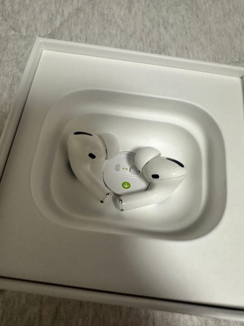 Apple AirPods 本体 ホワイト 純正品 ケースなし