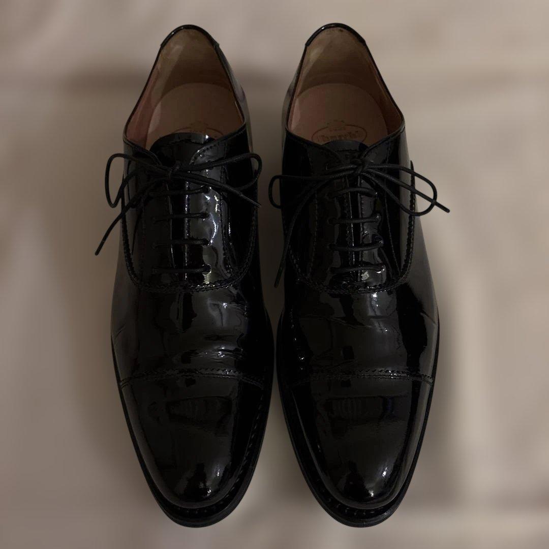 Church’s 黒エナメルドレスシューズ レースアップ