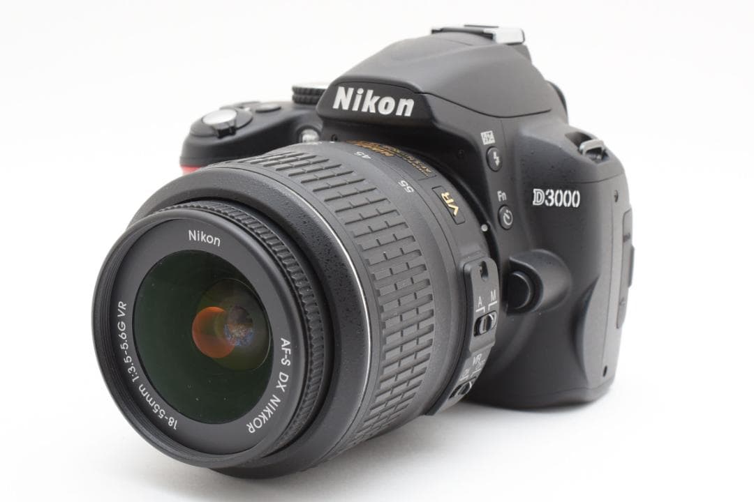 ⭐️外観美品！スマホ転送OK♪⭐️Nikon D3000 レンズセット CCD