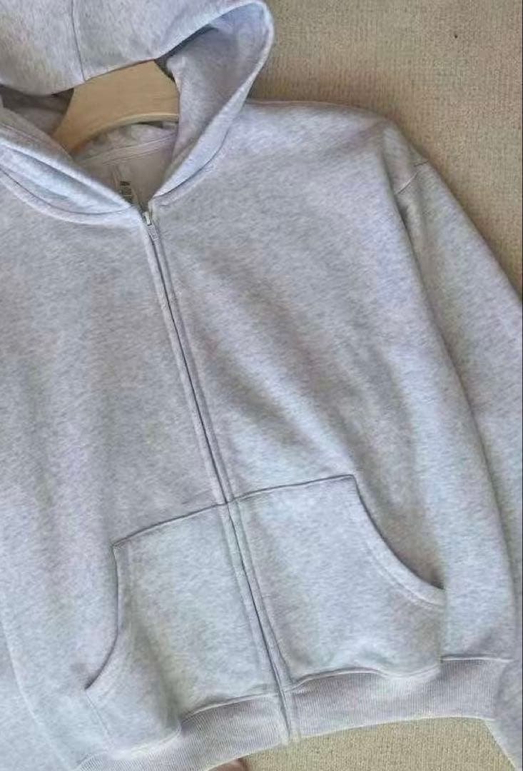 skims ジップアップ付きパーカー