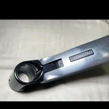 エルゴトロンモニターアームとクイックリリース