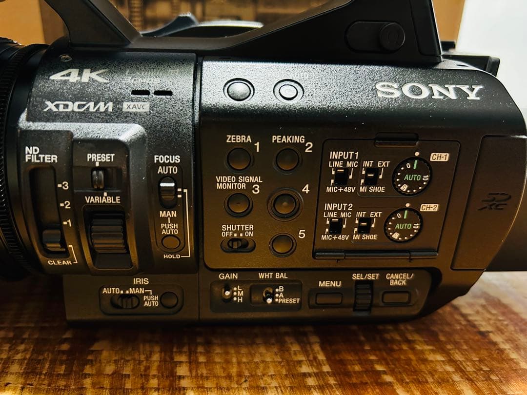 値下げしましたSONY PXW-Z190（充電器、バッテリー1本レインカバー付）