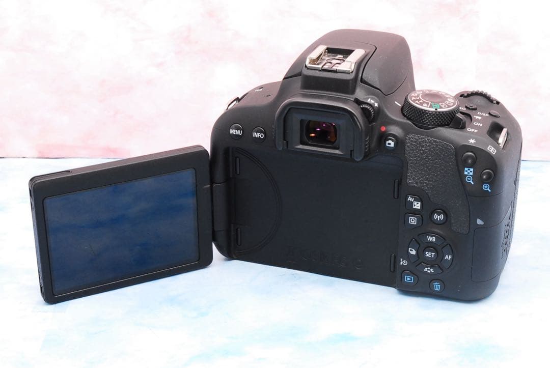 Canon Kiss X9i★手ぶれ補正標準＆超望遠★スマホ転送★バッグ付