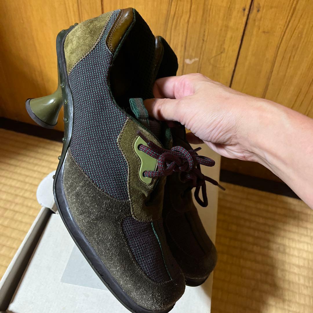 ミュウミュウ　パンプス　25cm カーキ　緑