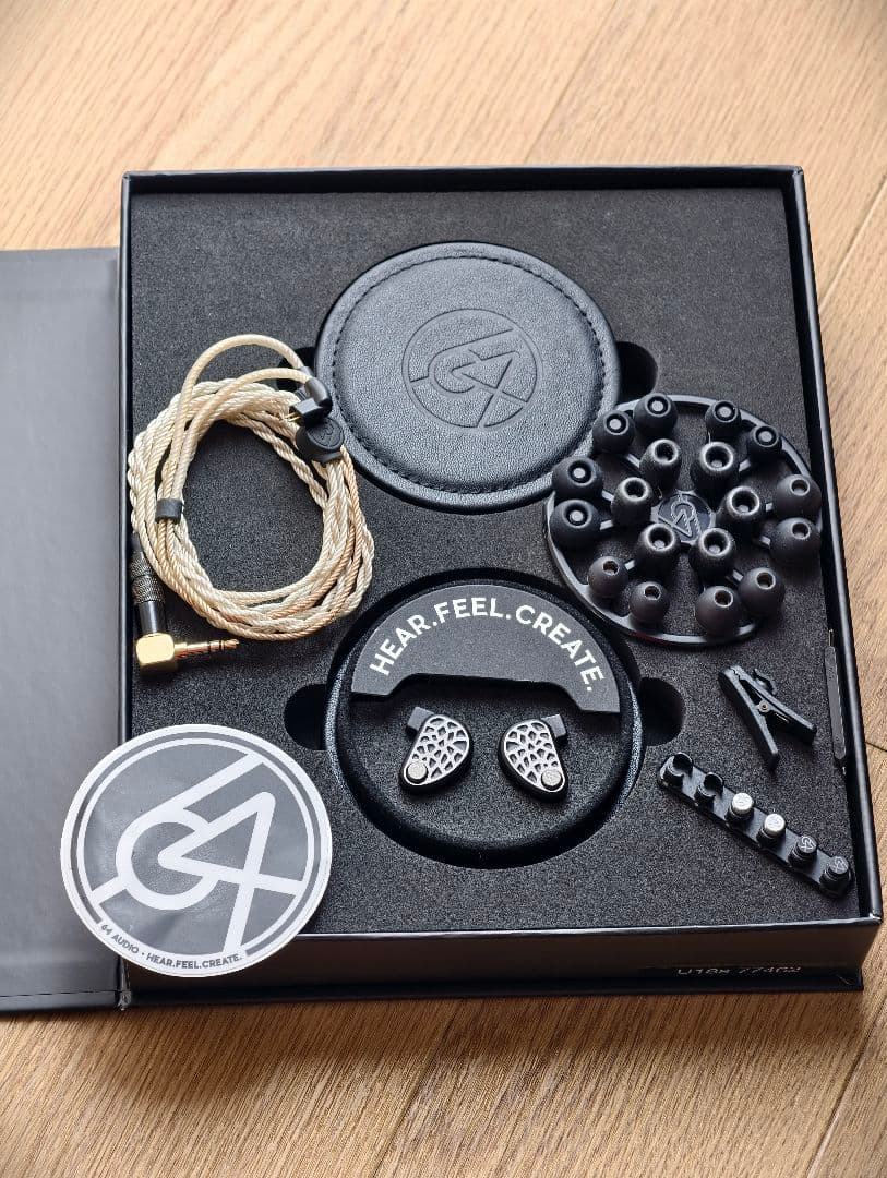 イヤホン 64audio u18s