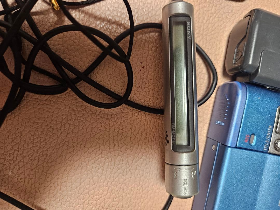 SONY MD ウォークマンMZ-R50 シルバー 本体 動作未確認　ジャンク品