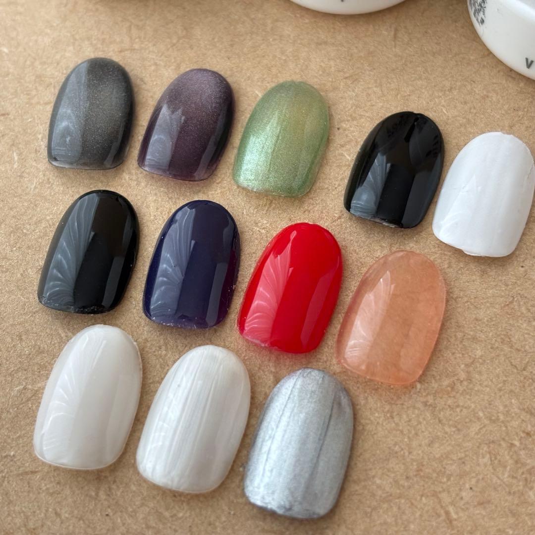 【美品】ジェルネイル用品 まとめ売り ライト付き バラ売り不可