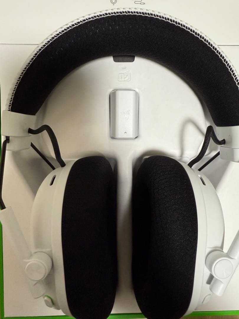 Razer BLACKSHARK V3 PRO ホワイトエディション