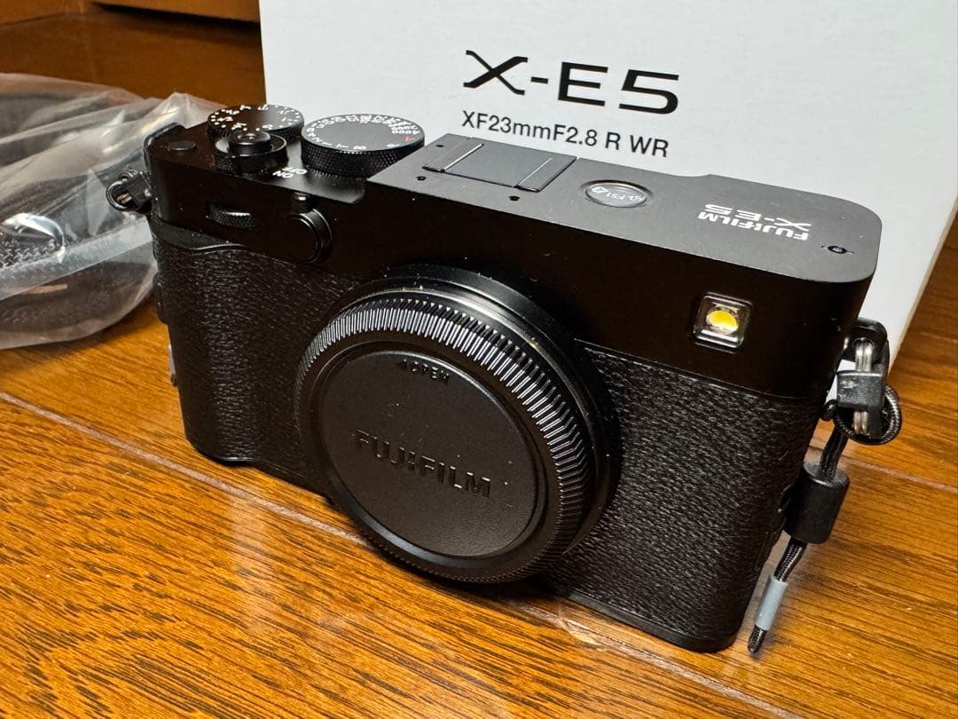 Fujifilm X-E5 ミラーレス一眼カメラ ボディブラック