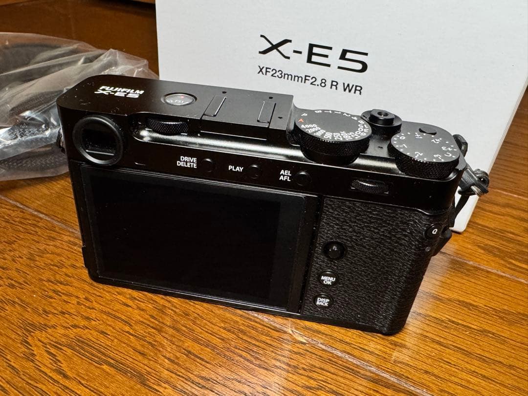 Fujifilm X-E5 ミラーレス一眼カメラ ボディブラック