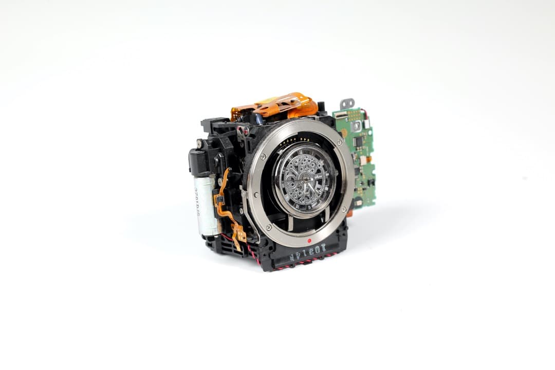 ハンドメイドカメラ型置時計、Canon EOS 5D mark3部品各種