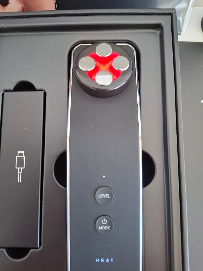 Brighte ブライト エレキリフト　美顔器　マッサージ　BRT-FL170