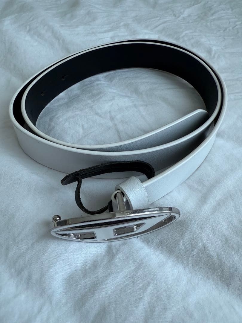 【せんにょん】DIESEL ホワイトレザーベルト