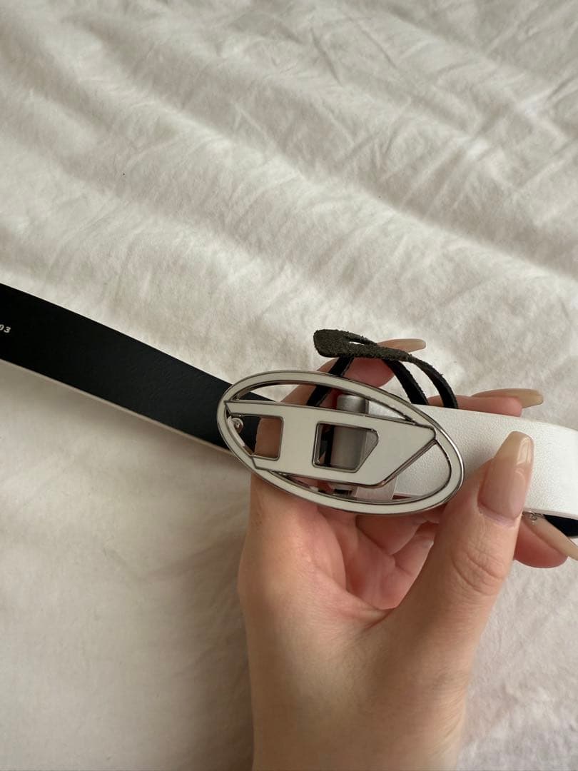 【せんにょん】DIESEL ホワイトレザーベルト