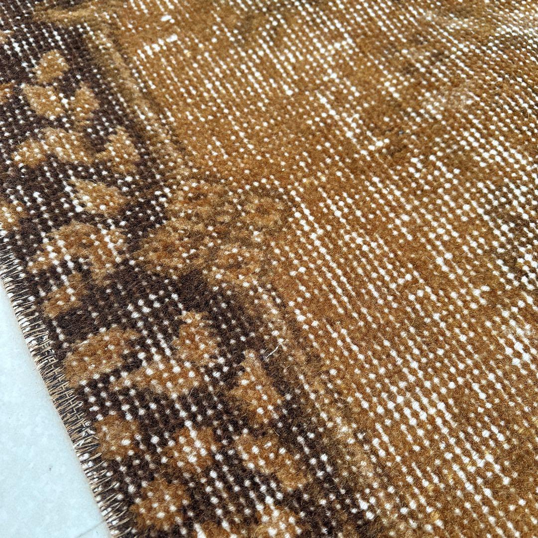 トルコ　ヴィンテージラグ　ブラウン　オーバーダイ