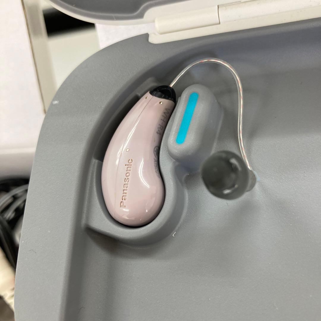 パナソニック　耳かけ型（片耳）とテレビアダプター