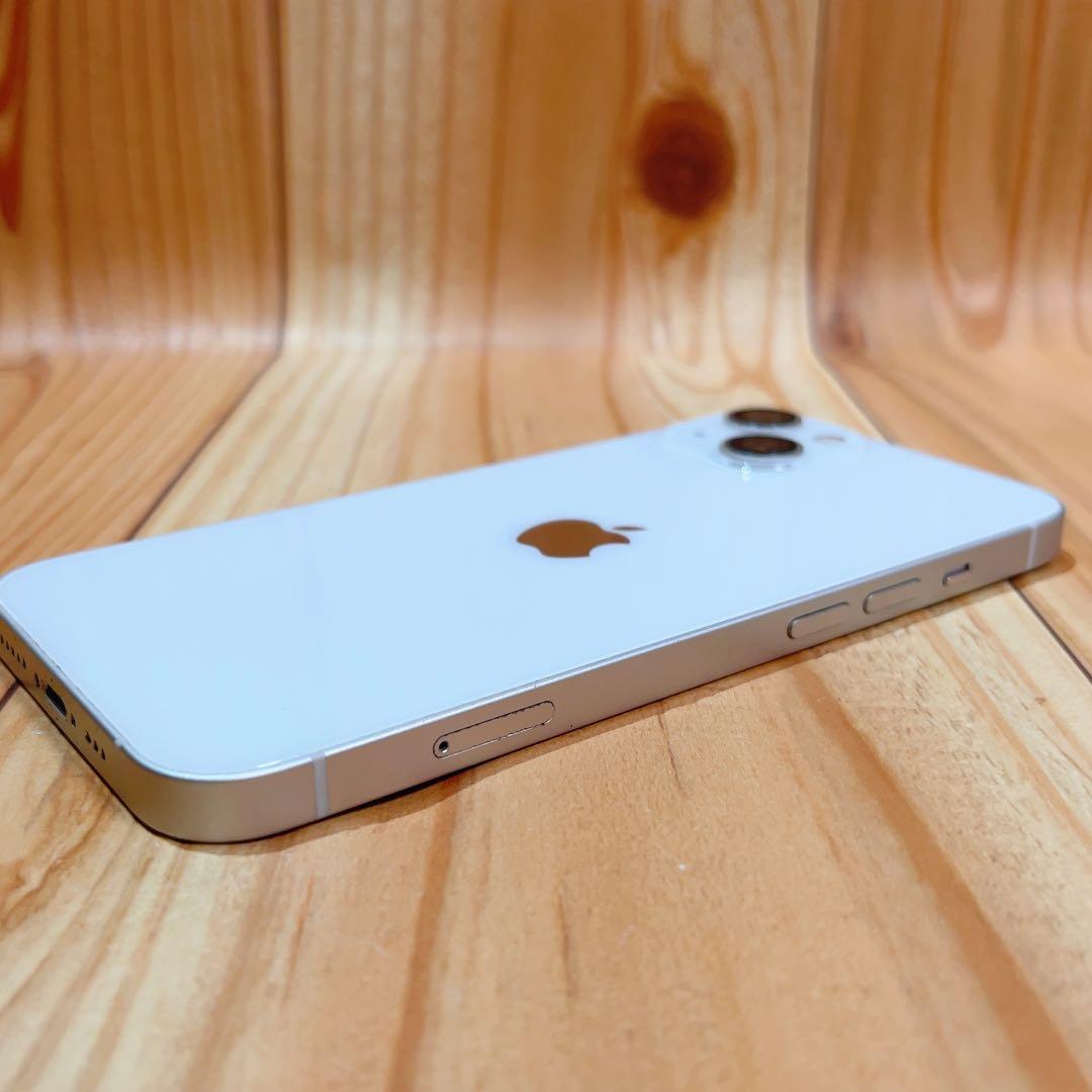 SIMフリー 本体 iPhone 13 128GB ホワイト 536 電池新品