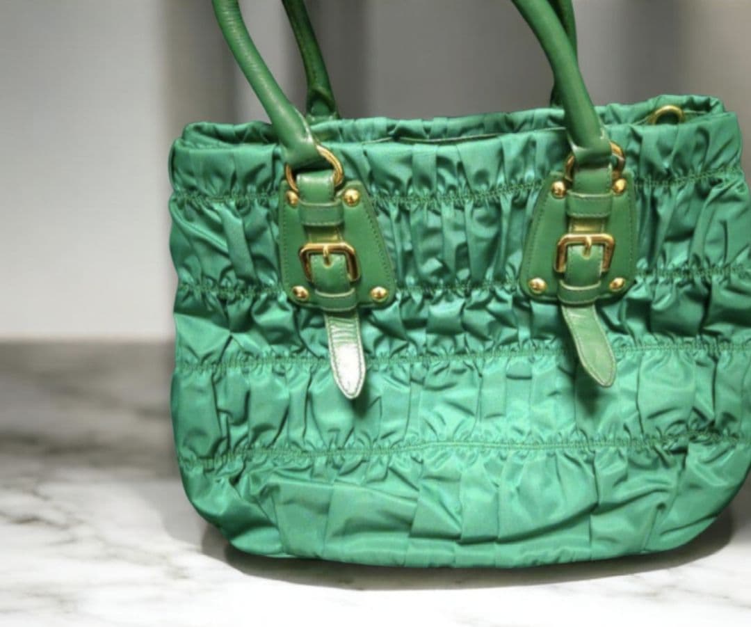 PRADA ハンドバッグ　2way ギャザー　グリーン　ショルダー　ゴールド金具