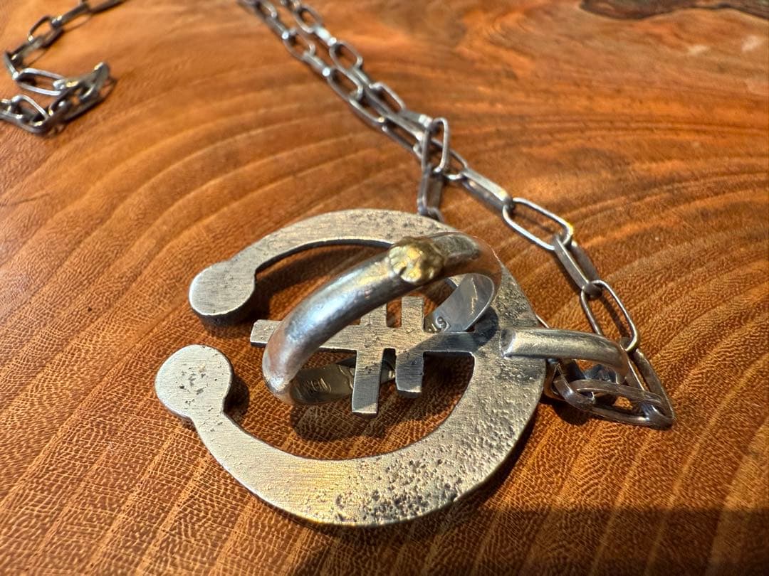 アーロンアンダーソン　アーノルドグッドラック　ペンダント.指輪セット売り