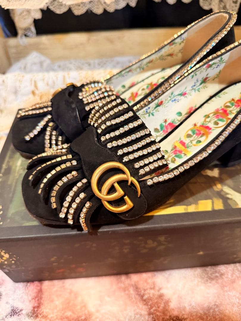 GUCCI パンプス GGマーモント ラインストーンスエード レザー黒