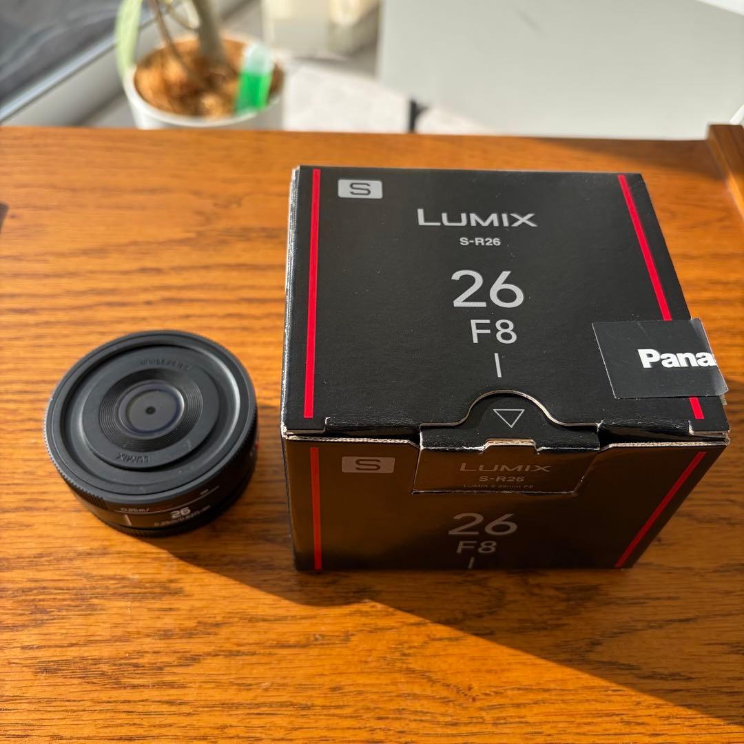 LUMIX 26mm F8 lマウント