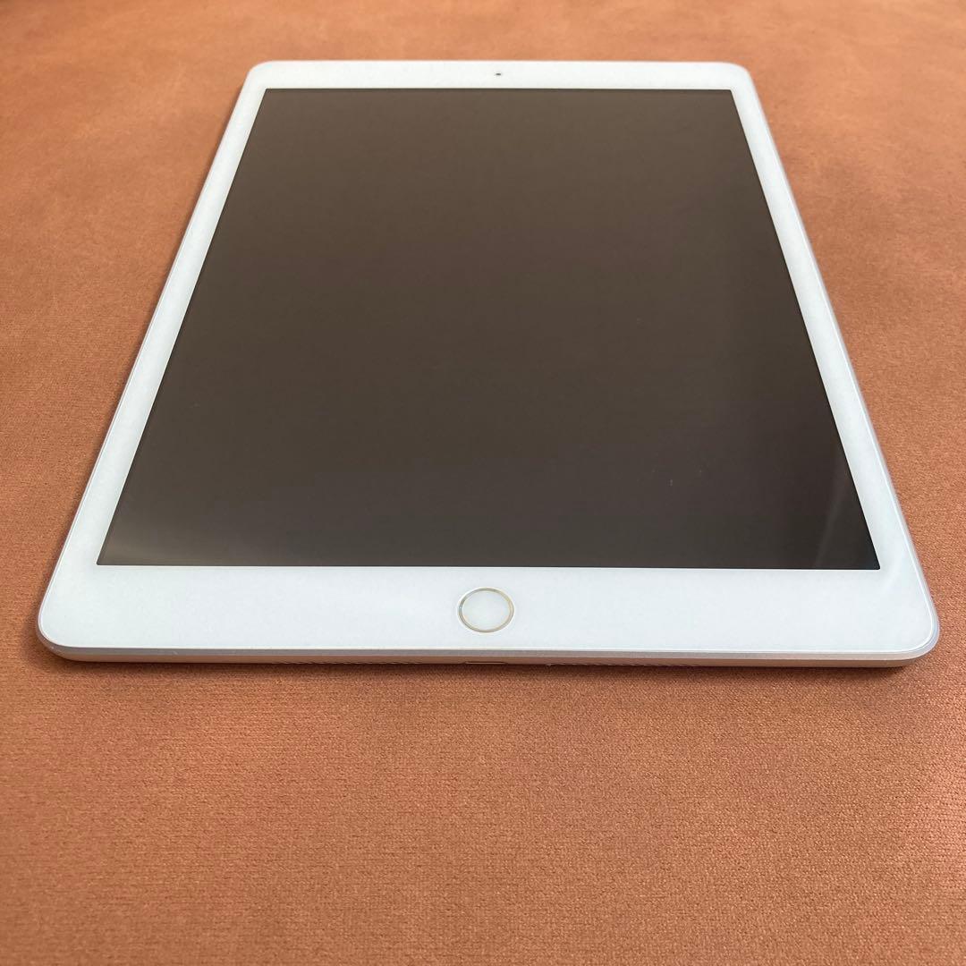 568【早い者勝ち】電池最良好☆iPad8 第8世代 32GB SIMフリー☆
