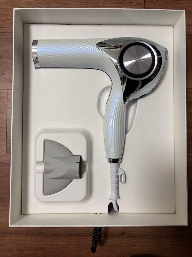 リファビューテック ドライヤープロ（ホワイト） ヘアドライヤー 1200W