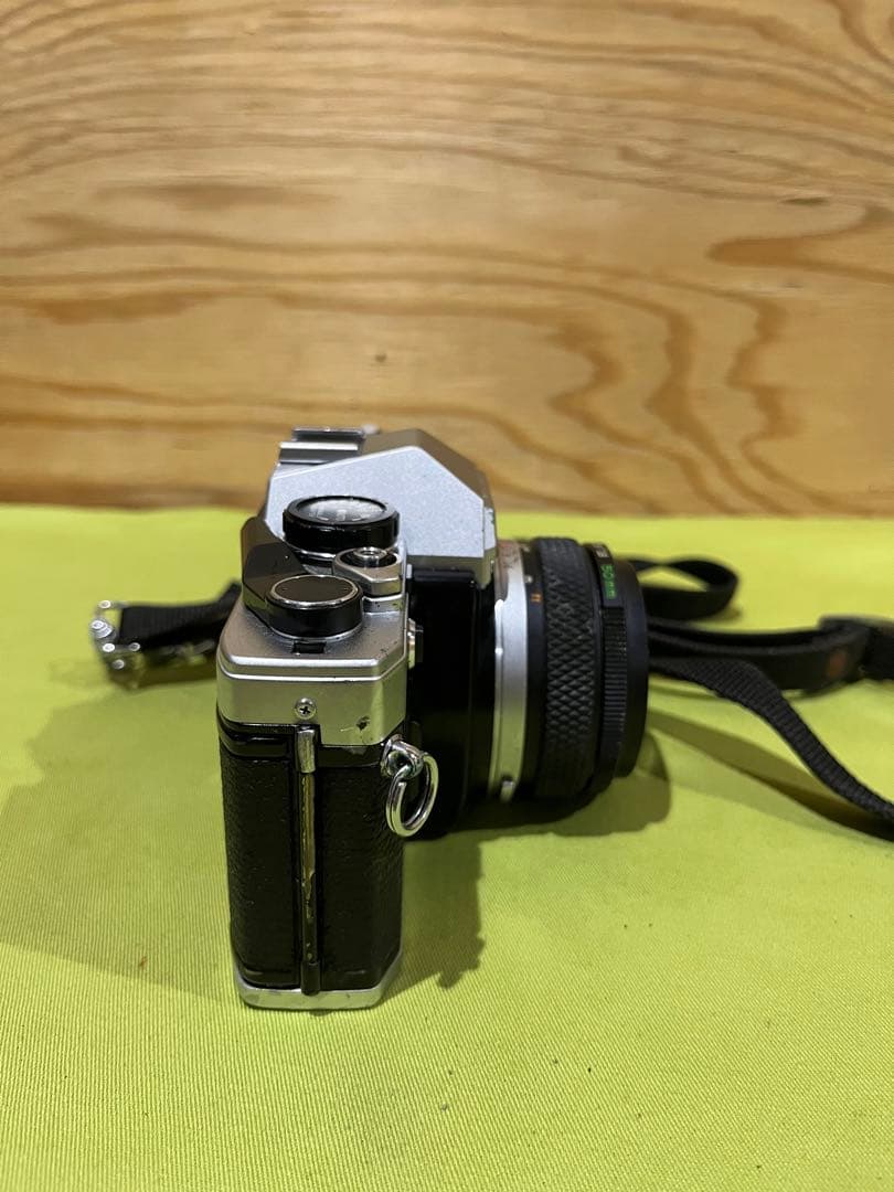 オリンパス　カメラ　アンティーク一眼レフ　OM-10