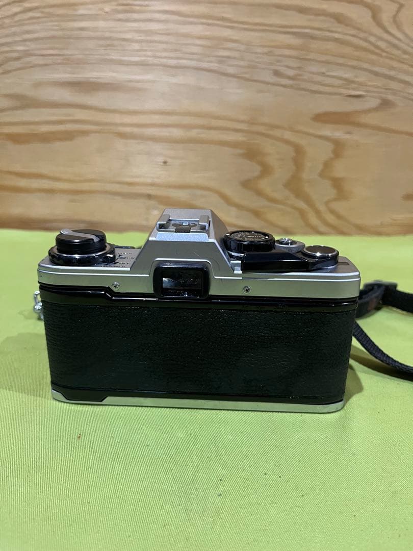 オリンパス　カメラ　アンティーク一眼レフ　OM-10