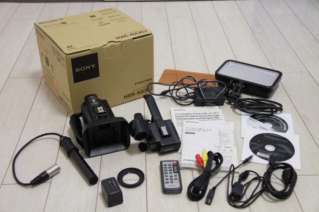 ビデオカメラ SONY HXR-NX30J
