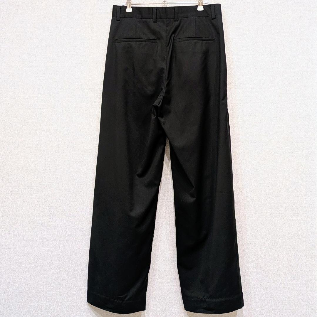 COS プリーツウールワイドレッグパンツ ブラック