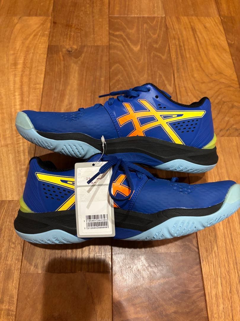 【新品】バレーボールシューズ　アシックス　スカイエリートFF 24.5cm